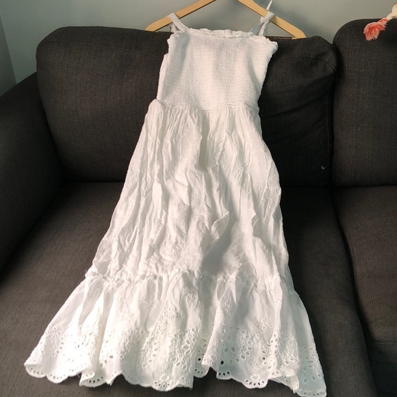 Is used one time , look in very good condition. - Picture 1 of 5